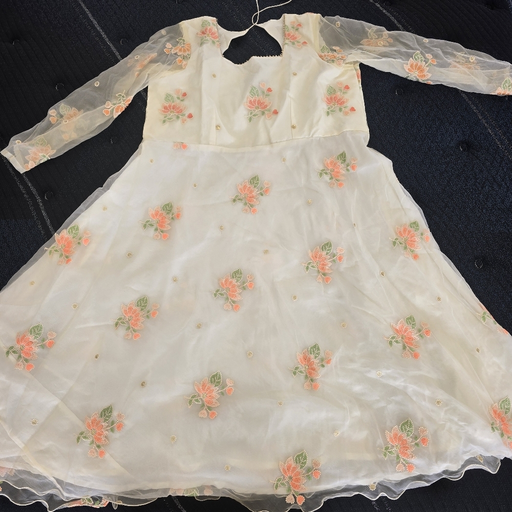 Off-White Floral Embroidered Organza Dress with Pant And Dupatta